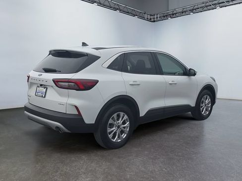 Used 2023 Ford Escape Active w/ Tech Pack #2 AWD/4WD image 5