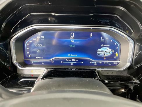 Used 2023 Chevrolet Silverado 1500 RST w/ Protection Package AWD/4WD image 18