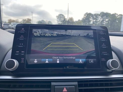 Used 2021 Honda Accord Touring image 21