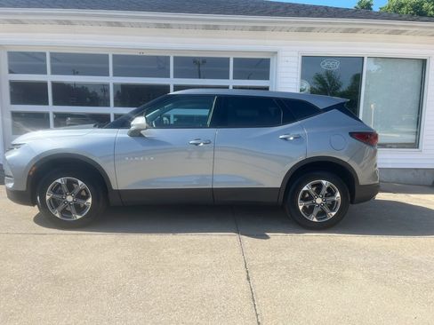 Used 2024 Chevrolet Blazer LT FWD image 12