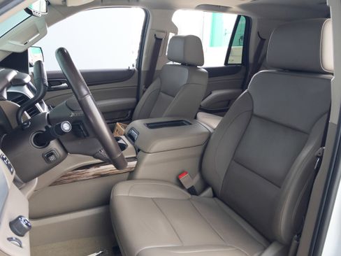 Used 2018 GMC Yukon SLT w/ Open Road Package image 38