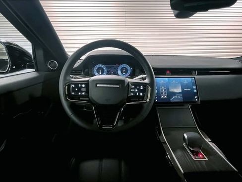 Certified 2026 Land Rover Range Rover Evoque S AWD/4WD image 4