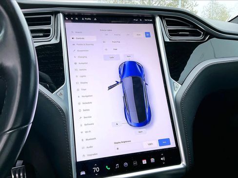 Used 2017 Tesla Model S 75 image 33