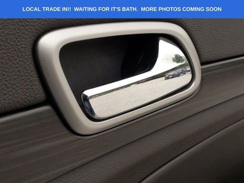 Used 2019 Jeep Grand Cherokee Altitude image 37