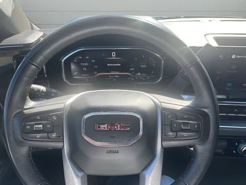 Used 2025 GMC Sierra 1500 SLT AWD/4WD image 29