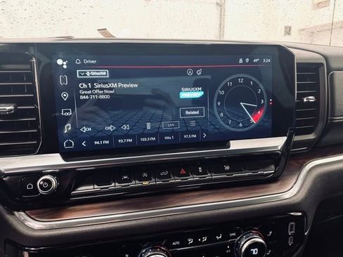 Used 2024 GMC Sierra 1500 SLT image 22