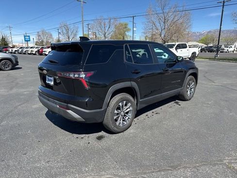 Used 2026 Chevrolet Equinox LT image 7