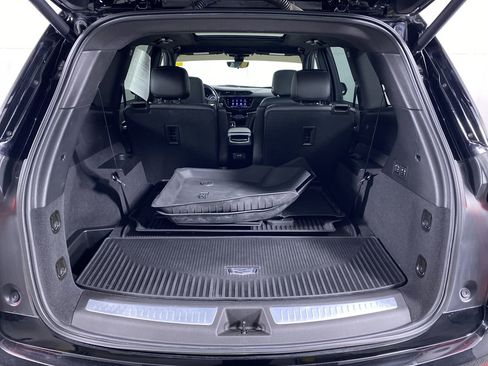 Used 2020 Cadillac XT6 Premium Luxury image 15