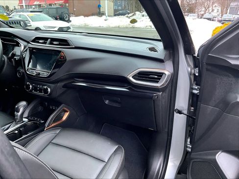 Used 2023 Chevrolet TrailBlazer ACTIV w/ Convenience Package image 13