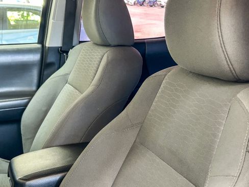 Used 2017 Toyota Tacoma SR w/ SR Convenience Package RWD image 23