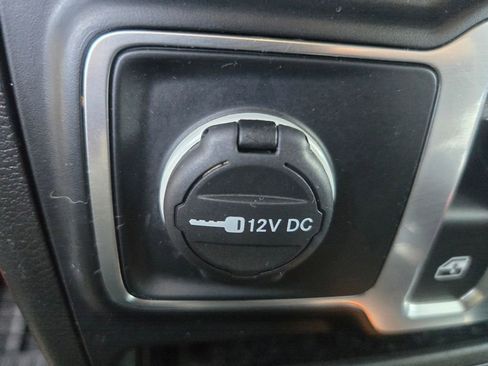 Used 2020 Jeep Wrangler Sport AWD/4WD image 18