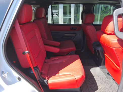 Used 2025 Toyota Sequoia TRD Pro AWD/4WD image 38