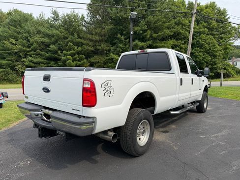 Used 2002 Ford F350 XLT AWD/4WD image 5