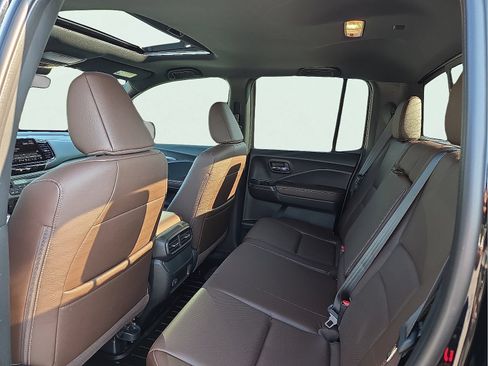 Used 2025 Honda Ridgeline RTL image 10