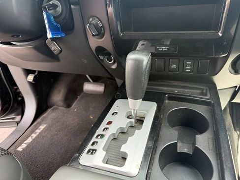 Used 2014 Nissan Titan SV w/ SV Value Truck Package AWD/4WD image 18
