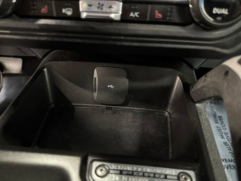 Certified 2023 Ford Bronco Outer Banks AWD/4WD image 34