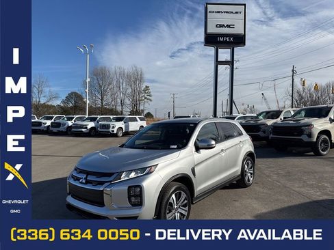 Used 2023 Mitsubishi Outlander Sport ES AWD/4WD image 1