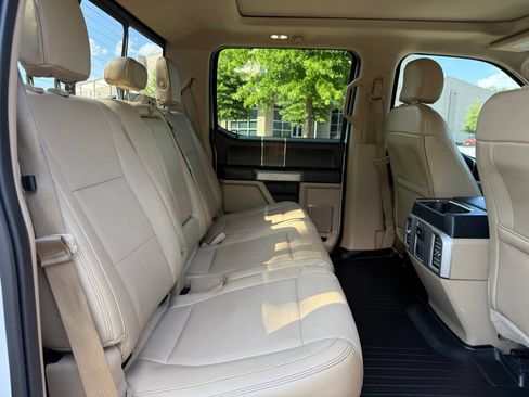 Used 2015 Ford F150 Lariat w/ Equipment Group 501A Mid RWD image 40