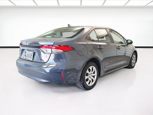 Used 2024 Toyota Corolla LE FWD image 4