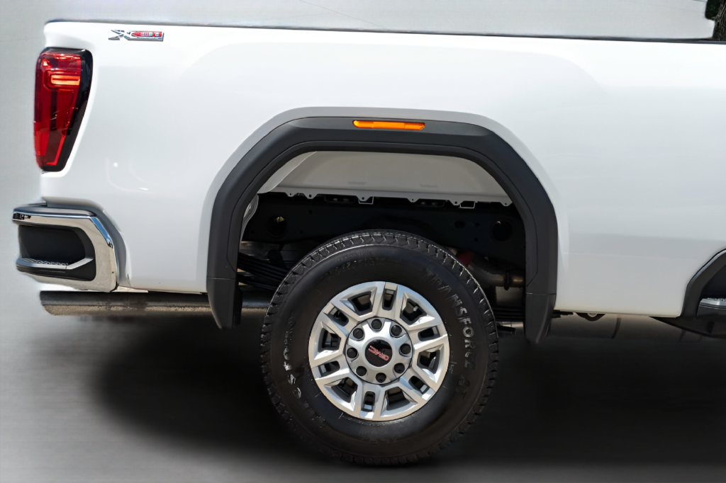 Used 2026 GMC Sierra 2500 Pro AWD/4WD image 5