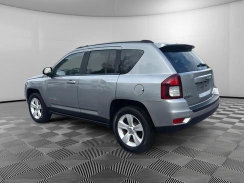 Used 2016 Jeep Compass Sport w/ Power Value Group AWD/4WD image 3