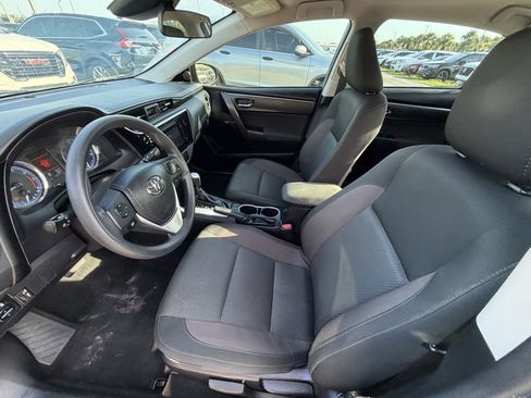 Used 2019 Toyota Corolla LE FWD image 17