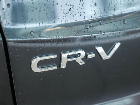 Used 2025 Honda CR-V LX image 9