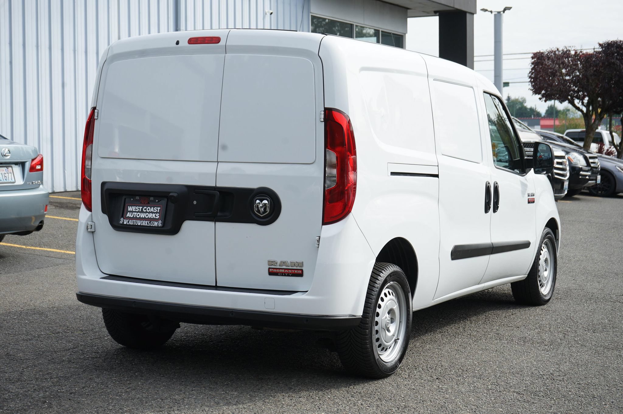 Used 2022 RAM ProMaster City Tradesman FWD image 5