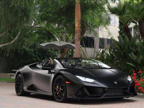 Used 2024 Lamborghini Huracan EVO AWD/4WD image 7