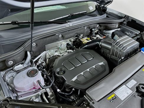 New 2026 Volkswagen Atlas SE image 25