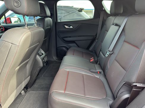 Used 2024 Chevrolet Blazer RS FWD image 21