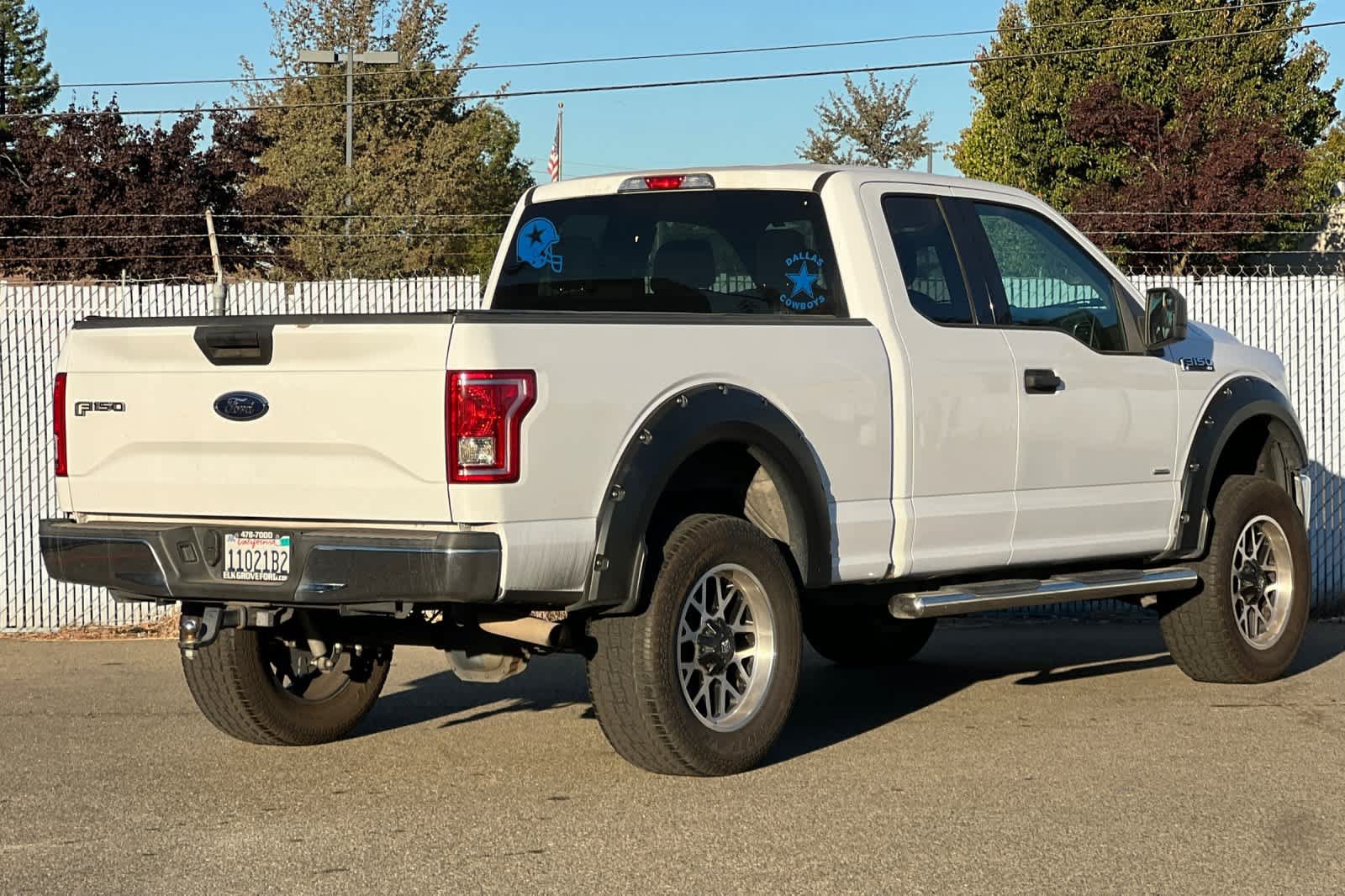 Used 2016 Ford F150 XLT RWD image 3