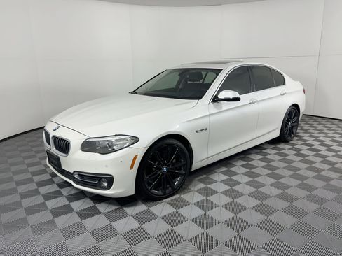 Used 2016 BMW 528i Sedan image 1