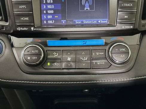 Used 2016 Toyota RAV4 XLE AWD/4WD image 22