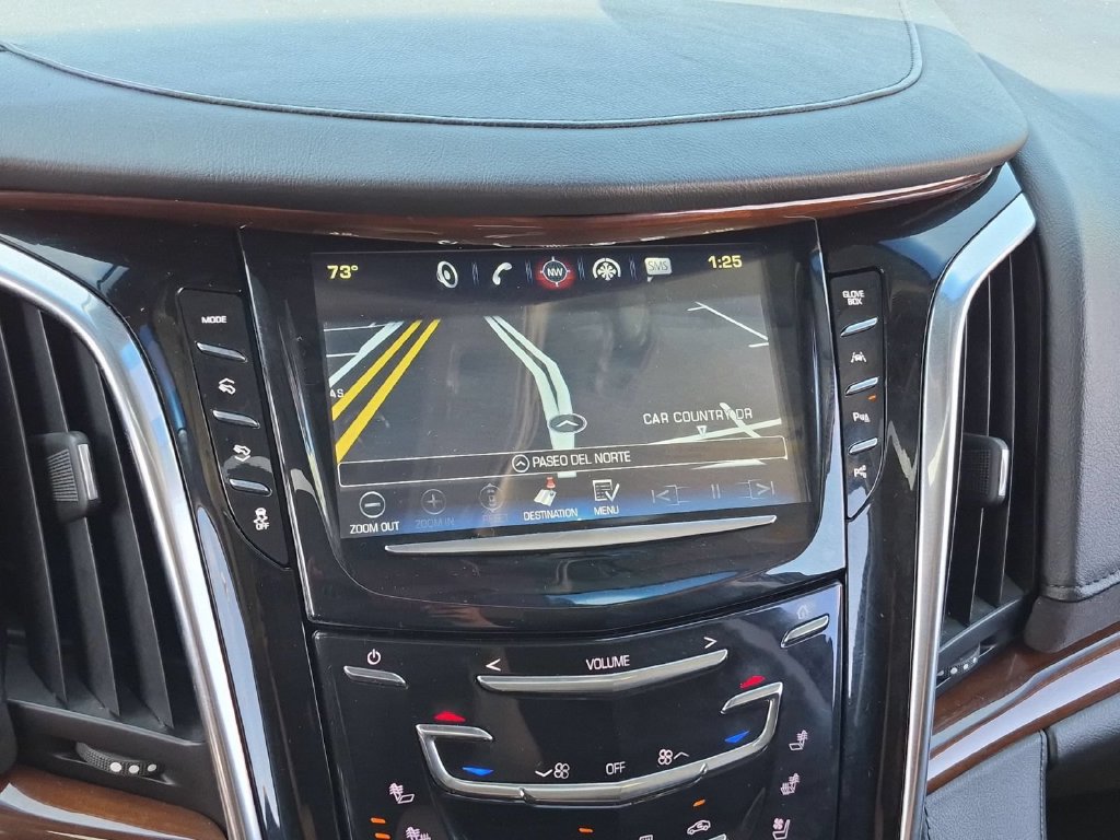 Used 2019 Cadillac Escalade ESV Premium Luxury AWD/4WD image 13