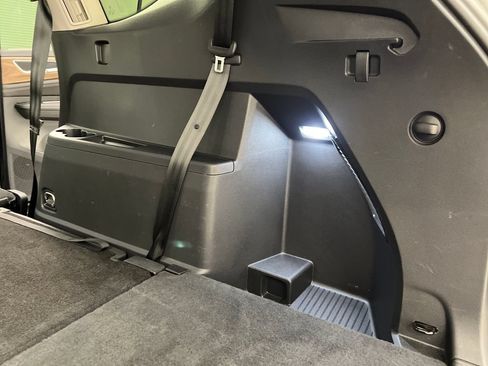 Used 2026 Volkswagen Atlas SE FWD image 46