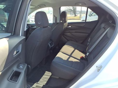 Used 2022 Chevrolet Equinox LT image 20
