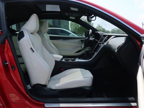 Used 2019 INFINITI Q60 Red Sport 400 w/ Cargo Package image 18
