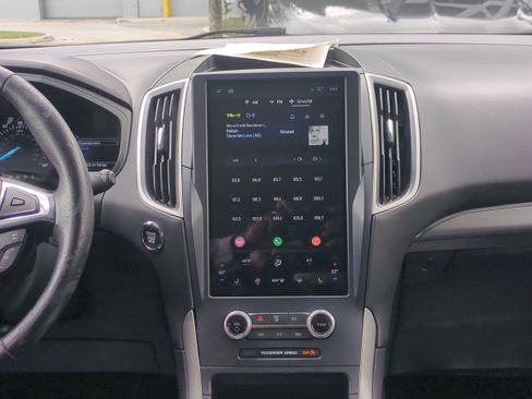 Used 2022 Ford Edge SEL image 18