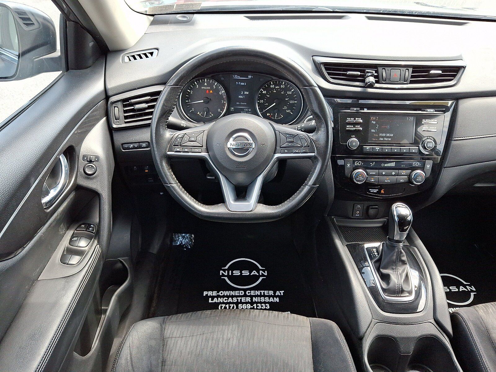 Used 2017 Nissan Rogue SV AWD/4WD image 12