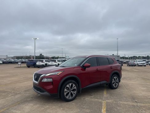 Certified 2023 Nissan Rogue SV w/ SV Premium B Package FWD image 10