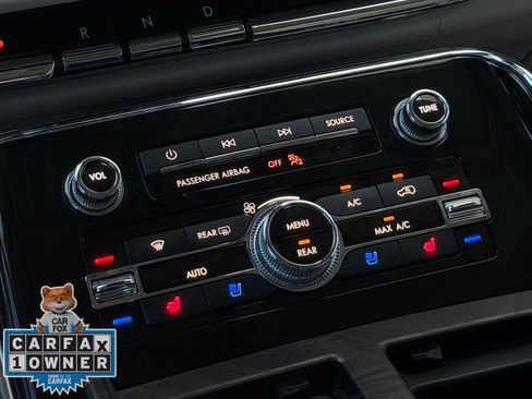 Used 2021 Lincoln Navigator L Reserve w/ Luxury Package RWD image 18