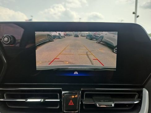 Used 2024 Chevrolet TrailBlazer LT w/ Driver Confidence Package FWD image 21