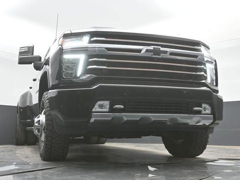 Used 2022 Chevrolet Silverado 3500 High Country w/ Safety Package II AWD/4WD image 41