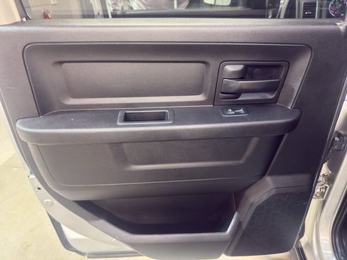 Used 2013 RAM 1500 ST w/ SXT Appearance Group AWD/4WD image 24