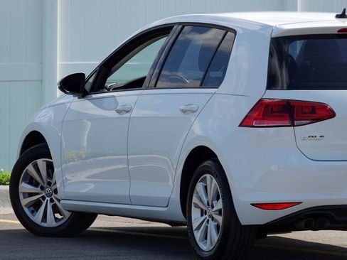 Used 2015 Volkswagen Golf TDI S FWD image 17