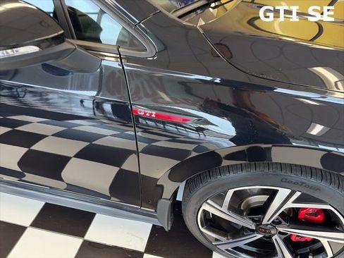 Certified 2024 Volkswagen GTI SE image 17