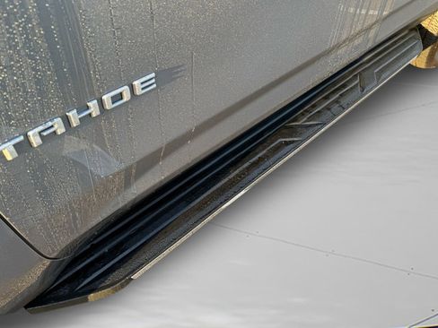 Used 2022 Chevrolet Tahoe LT w/ Luxury Package image 27