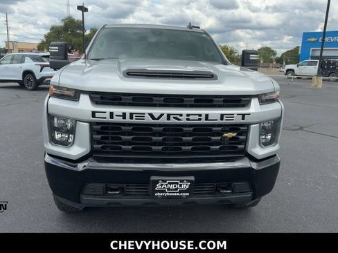 Used 2023 Chevrolet Silverado 2500 Custom w/ Custom Value Package AWD/4WD image 3