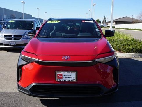 Used 2024 Toyota bZ4X XLE image 6
